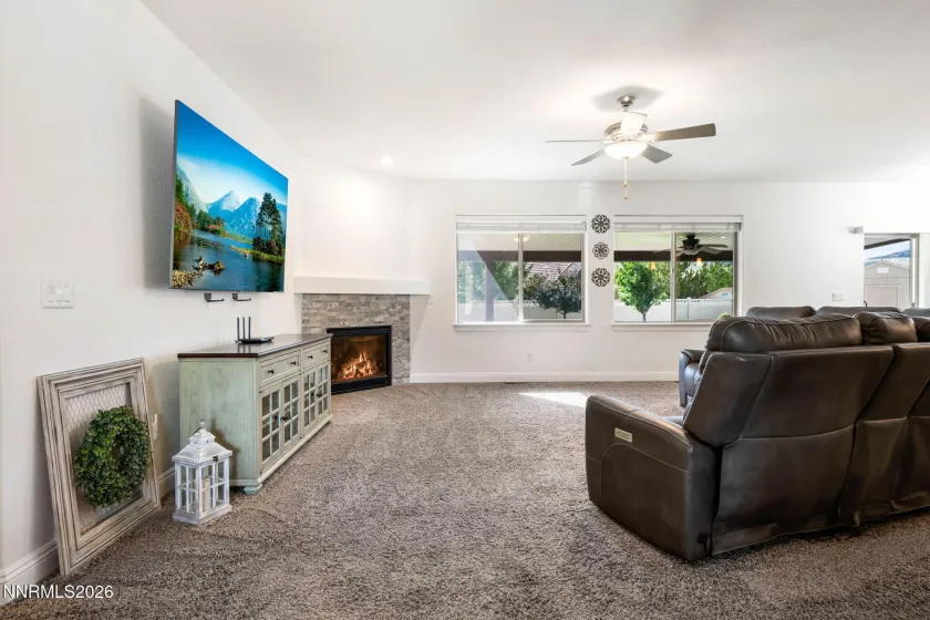 137 Denio, Dayton, Nevada 89403, 4 Bedrooms Bedrooms, ,2 BathroomsBathrooms,Residential,Residential,Denio,0,260011769