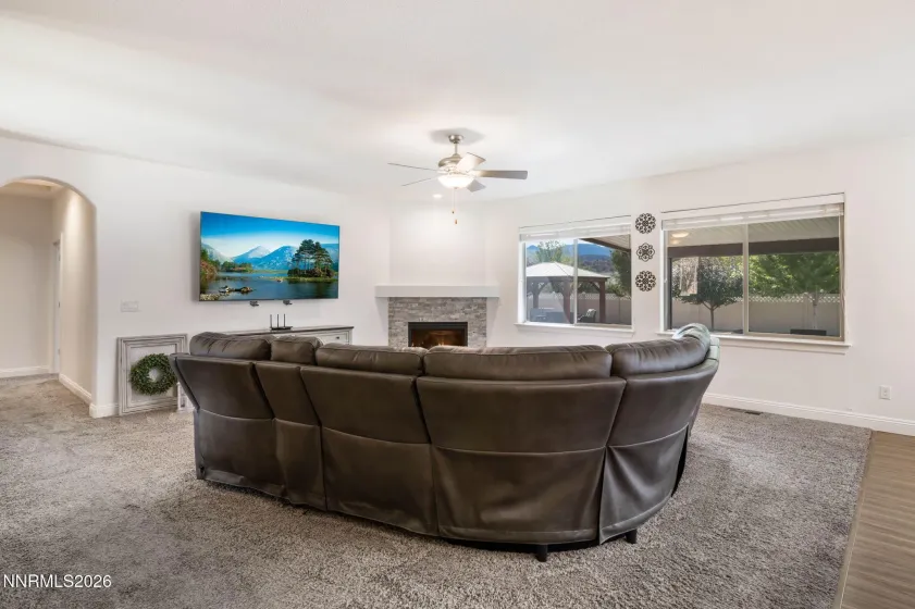 137 Denio, Dayton, Nevada 89403, 4 Bedrooms Bedrooms, ,2 BathroomsBathrooms,Residential,Residential,Denio,0,260011769