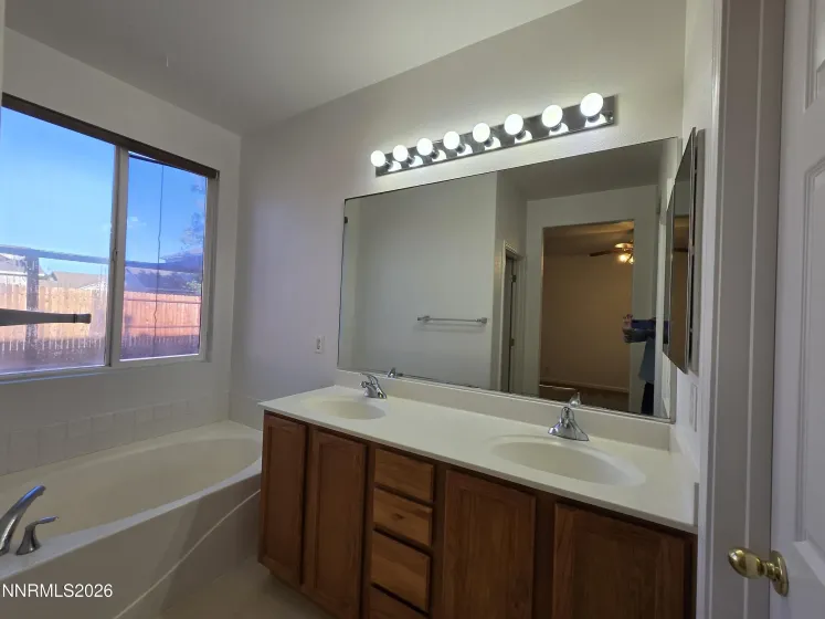 1338 Winnies, Fernley, Nevada 89408, 4 Bedrooms Bedrooms, ,2 BathroomsBathrooms,Residential,Residential,Winnies,0,260011771