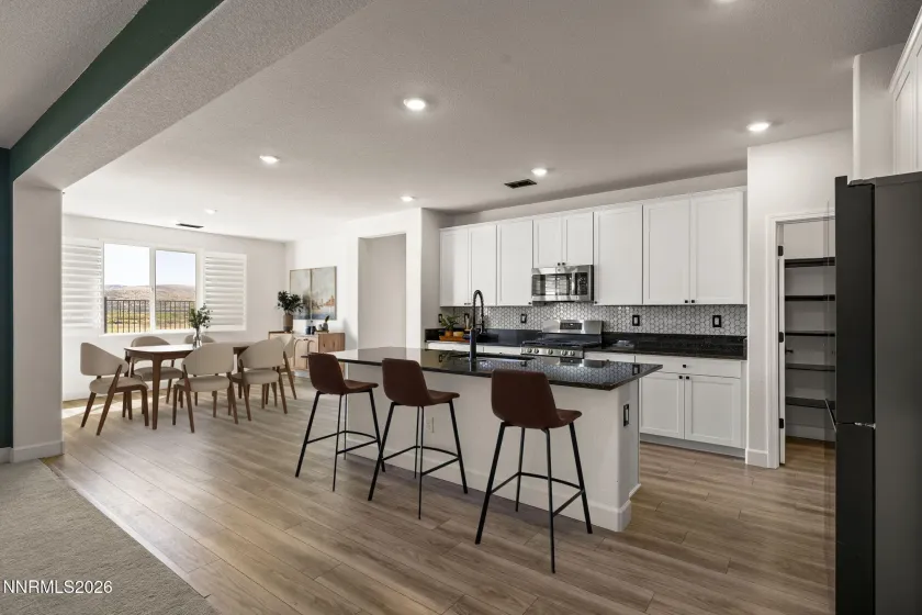 6388 Red Stable, Sparks, Nevada 89436, 4 Bedrooms Bedrooms, ,3 BathroomsBathrooms,Residential,Residential,Red Stable,0,260011813