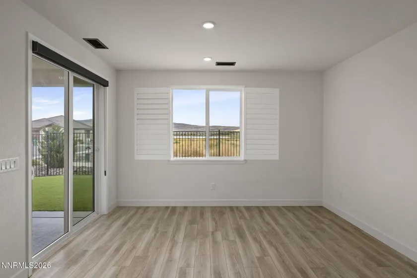 6388 Red Stable, Sparks, Nevada 89436, 4 Bedrooms Bedrooms, ,3 BathroomsBathrooms,Residential,Residential,Red Stable,0,260011813