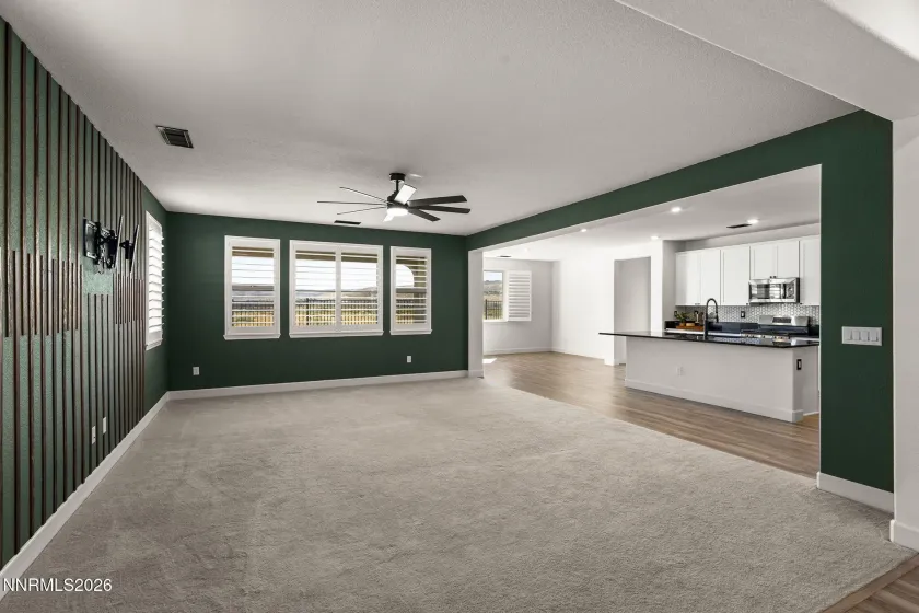 6388 Red Stable, Sparks, Nevada 89436, 4 Bedrooms Bedrooms, ,3 BathroomsBathrooms,Residential,Residential,Red Stable,0,260011813