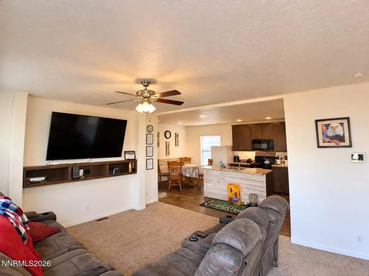 3430 Trento, Fallon, Nevada 89406, 3 Bedrooms Bedrooms, ,2 BathroomsBathrooms,Residential,Residential,Trento,0,260011818