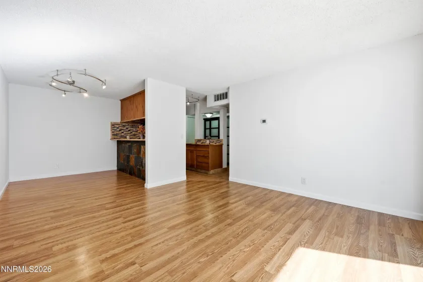 2750 Plumas, Reno, Nevada 89509, 2 Bedrooms Bedrooms, ,2 BathroomsBathrooms,Residential,Residential,Plumas,0,260011822