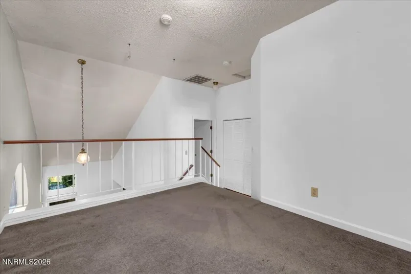 4062 Snowshoe, Reno, Nevada 89502, 2 Bedrooms Bedrooms, ,3 BathroomsBathrooms,Residential,Residential,Snowshoe,0,260011828