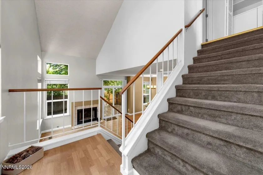 4062 Snowshoe, Reno, Nevada 89502, 2 Bedrooms Bedrooms, ,3 BathroomsBathrooms,Residential,Residential,Snowshoe,0,260011828