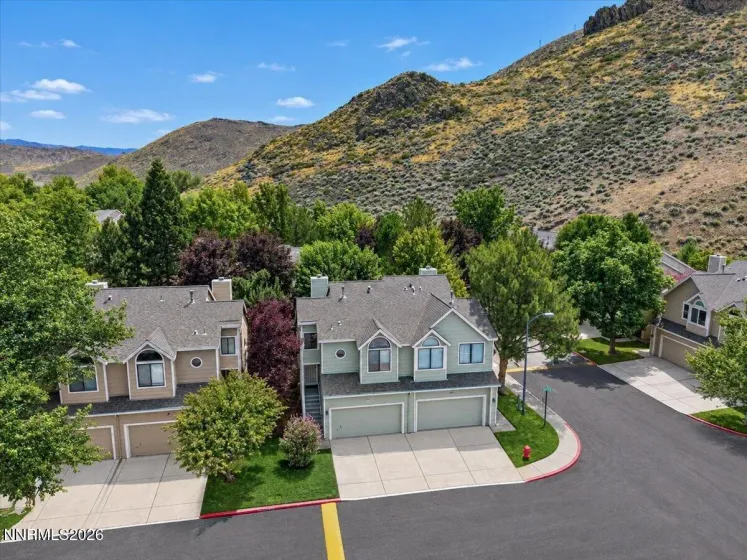 4062 Snowshoe, Reno, Nevada 89502, 2 Bedrooms Bedrooms, ,3 BathroomsBathrooms,Residential,Residential,Snowshoe,0,260011828