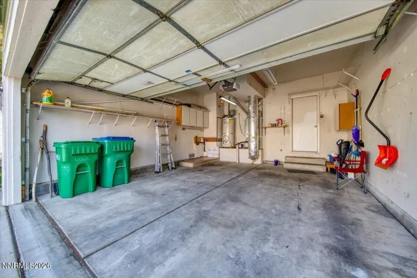 4062 Snowshoe, Reno, Nevada 89502, 2 Bedrooms Bedrooms, ,3 BathroomsBathrooms,Residential,Residential,Snowshoe,0,260011828