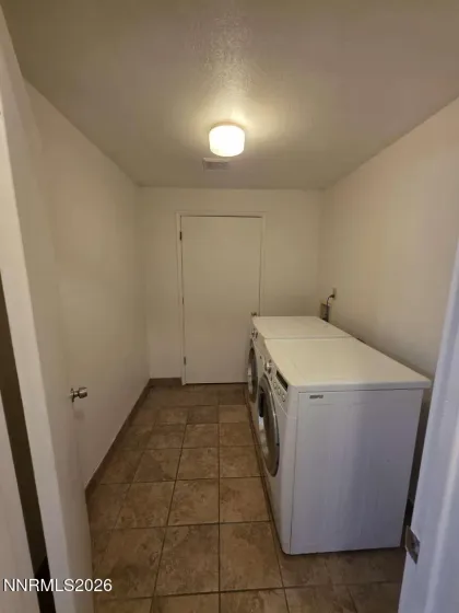 12141 Mount Anderson, Reno, Nevada 89506, 4 Bedrooms Bedrooms, ,2 BathroomsBathrooms,Residential,Residential,Mount Anderson,0,260011829