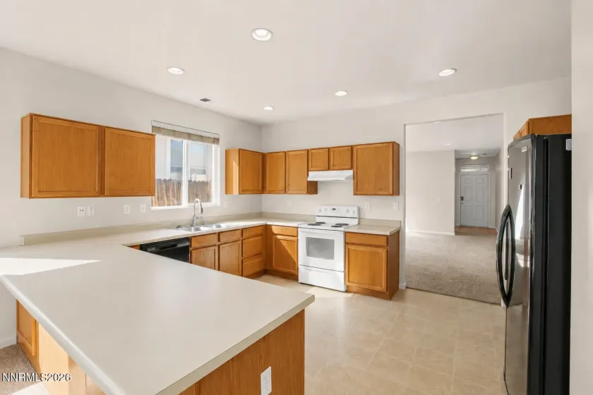 2204 Big Trail, Reno, Nevada 89521, 4 Bedrooms Bedrooms, ,2 BathroomsBathrooms,Residential,Residential,Big Trail,0,260011834