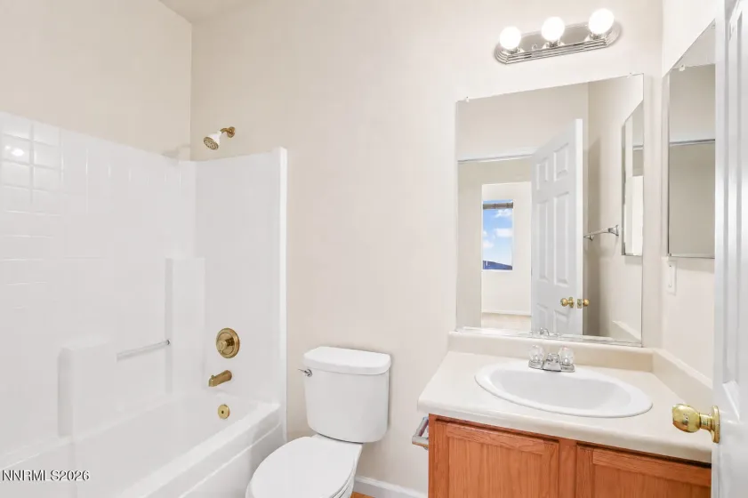 2204 Big Trail, Reno, Nevada 89521, 4 Bedrooms Bedrooms, ,2 BathroomsBathrooms,Residential,Residential,Big Trail,0,260011834