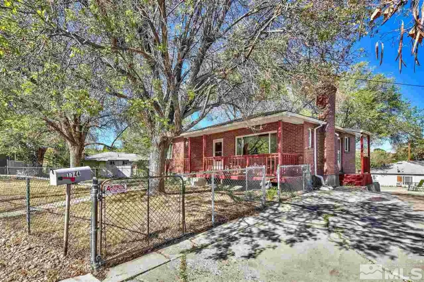 1144 Buena Vista, Reno, Nevada 89503, 4 Bedrooms Bedrooms, ,2 BathroomsBathrooms,Residential,Residential,Buena Vista,0,260011835