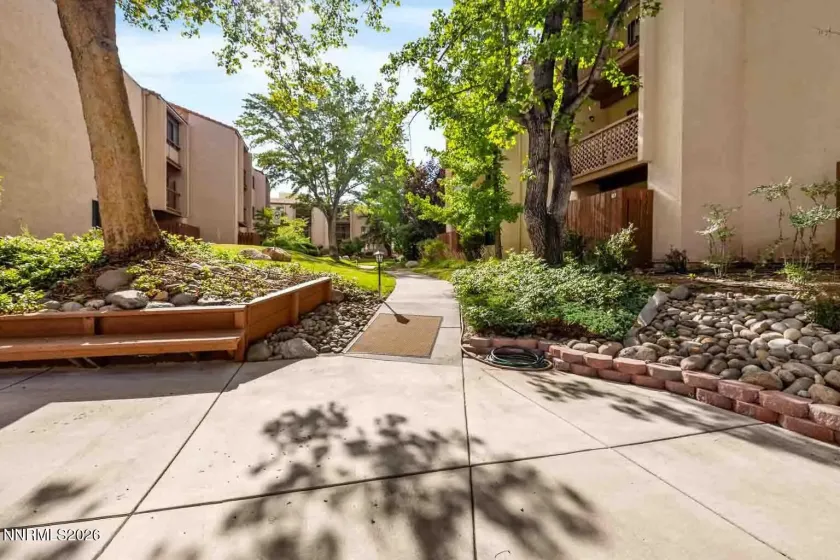 2750 Plumas, Reno, Nevada 89509, 2 Bedrooms Bedrooms, ,2 BathroomsBathrooms,Residential,Residential,Plumas,0,260011836