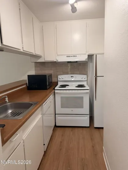 2750 Plumas, Reno, Nevada 89509, 2 Bedrooms Bedrooms, ,2 BathroomsBathrooms,Residential,Residential,Plumas,0,260011836
