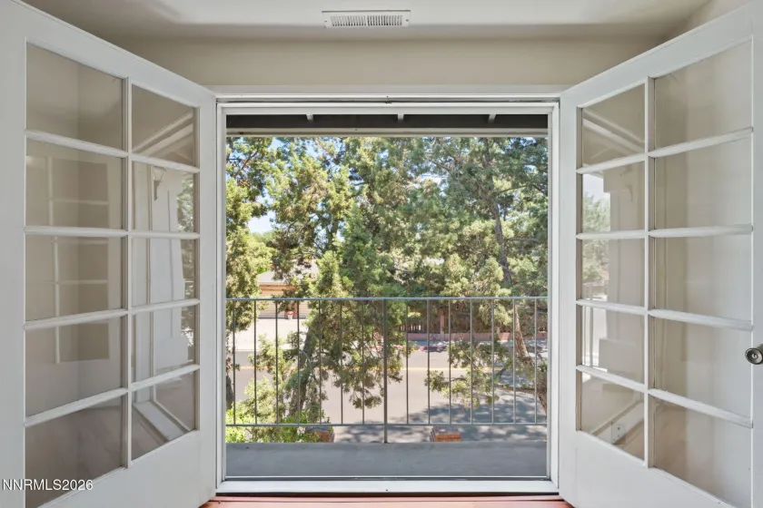 1945 Lakeside, Reno, Nevada 89509, 3 Bedrooms Bedrooms, ,3 BathroomsBathrooms,Residential,Residential,Lakeside,0,260011839