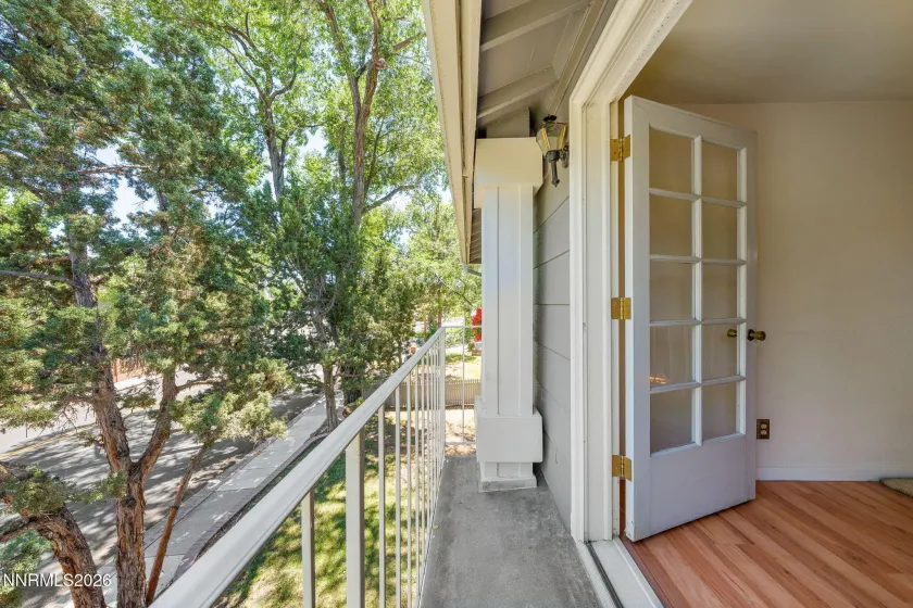1945 Lakeside, Reno, Nevada 89509, 3 Bedrooms Bedrooms, ,3 BathroomsBathrooms,Residential,Residential,Lakeside,0,260011839
