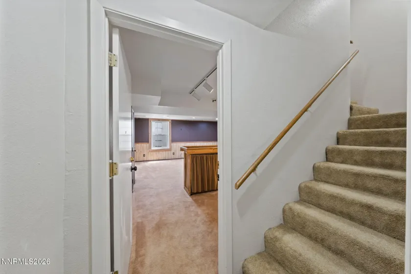 1945 Lakeside, Reno, Nevada 89509, 3 Bedrooms Bedrooms, ,3 BathroomsBathrooms,Residential,Residential,Lakeside,0,260011839