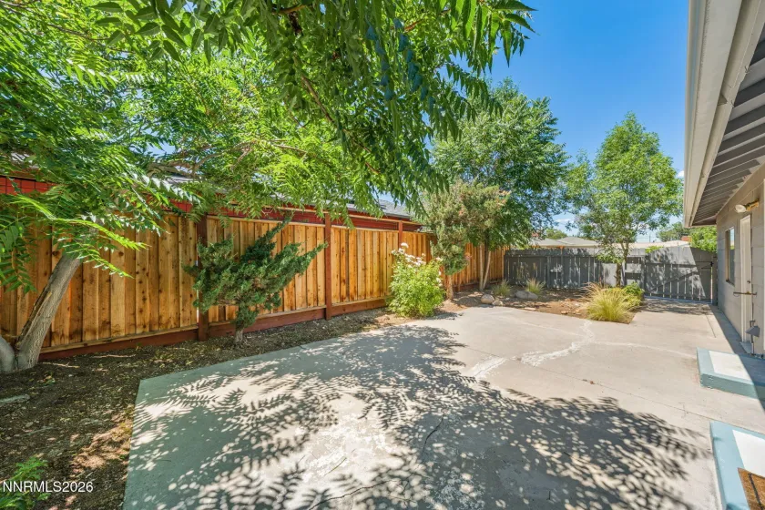 1945 Lakeside, Reno, Nevada 89509, 3 Bedrooms Bedrooms, ,3 BathroomsBathrooms,Residential,Residential,Lakeside,0,260011839