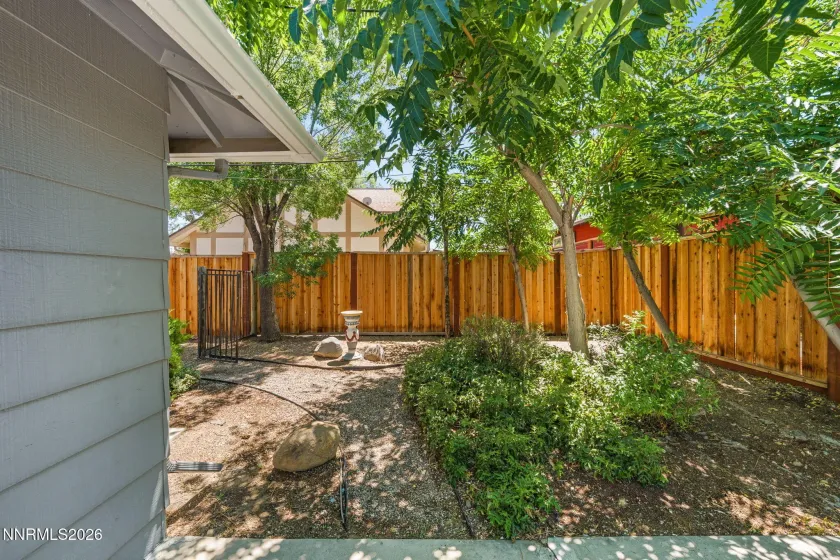 1945 Lakeside, Reno, Nevada 89509, 3 Bedrooms Bedrooms, ,3 BathroomsBathrooms,Residential,Residential,Lakeside,0,260011839