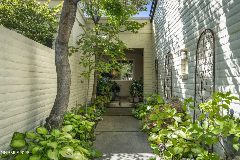 4919 Lakeridge, Reno, Nevada 89509, 3 Bedrooms Bedrooms, ,2 BathroomsBathrooms,Residential,Residential,Lakeridge,0,260011840