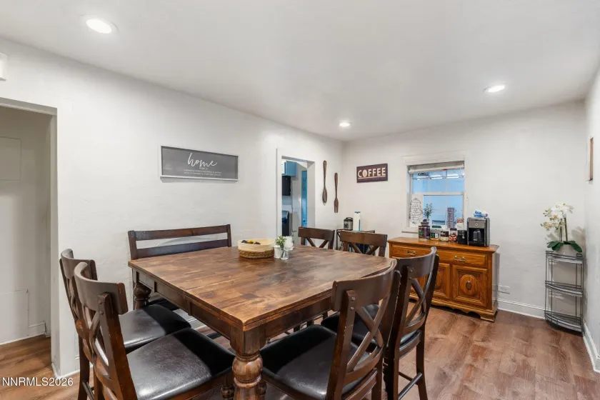 1647 F, Sparks, Nevada 89431, 3 Bedrooms Bedrooms, ,2 BathroomsBathrooms,Residential,Residential,F,0,260011833