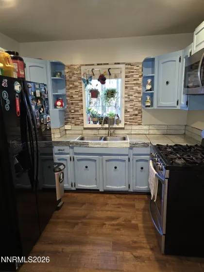 1647 F, Sparks, Nevada 89431, 3 Bedrooms Bedrooms, ,2 BathroomsBathrooms,Residential,Residential,F,0,260011833