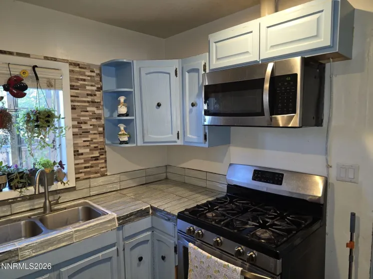 1647 F, Sparks, Nevada 89431, 3 Bedrooms Bedrooms, ,2 BathroomsBathrooms,Residential,Residential,F,0,260011833