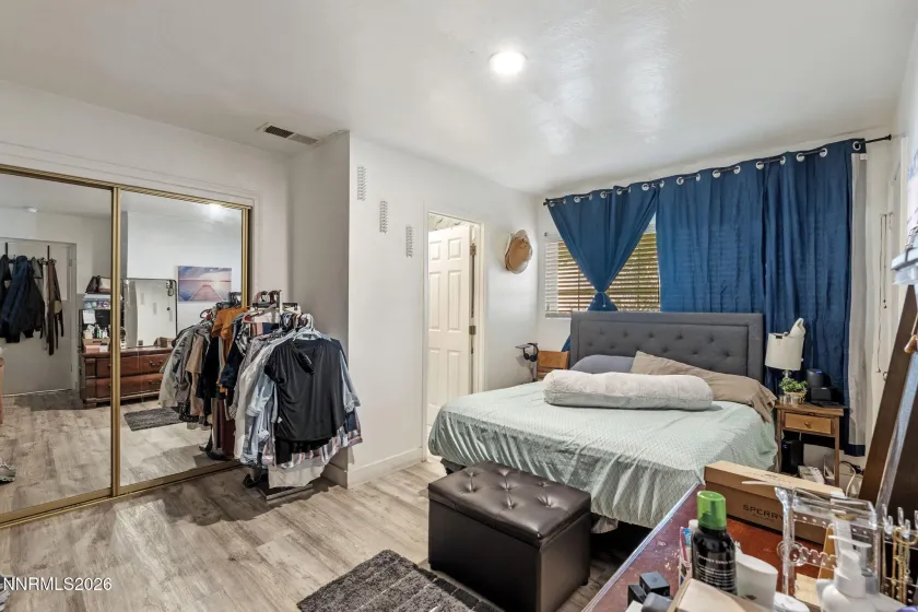 1647 F, Sparks, Nevada 89431, 3 Bedrooms Bedrooms, ,2 BathroomsBathrooms,Residential,Residential,F,0,260011833