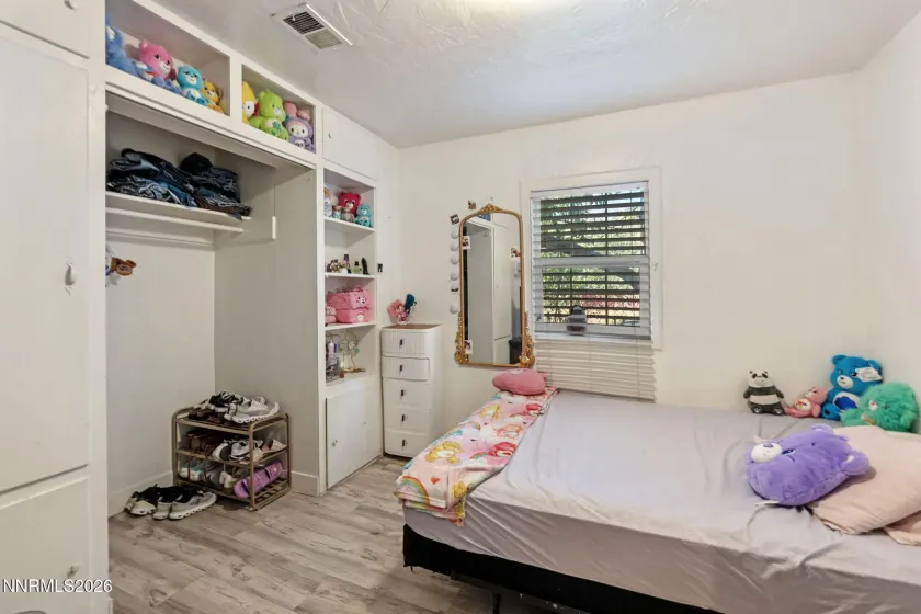 1647 F, Sparks, Nevada 89431, 3 Bedrooms Bedrooms, ,2 BathroomsBathrooms,Residential,Residential,F,0,260011833