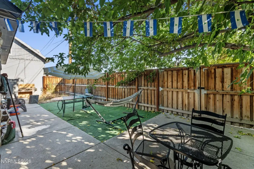 1647 F, Sparks, Nevada 89431, 3 Bedrooms Bedrooms, ,2 BathroomsBathrooms,Residential,Residential,F,0,260011833