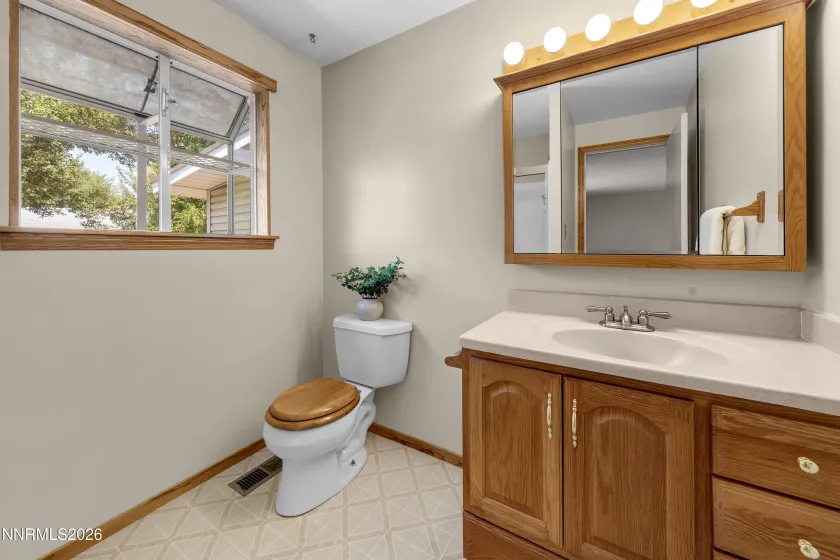 4125 Edrie, Reno, Nevada 89502, 4 Bedrooms Bedrooms, ,2 BathroomsBathrooms,Residential,Residential,Edrie,0,260011847