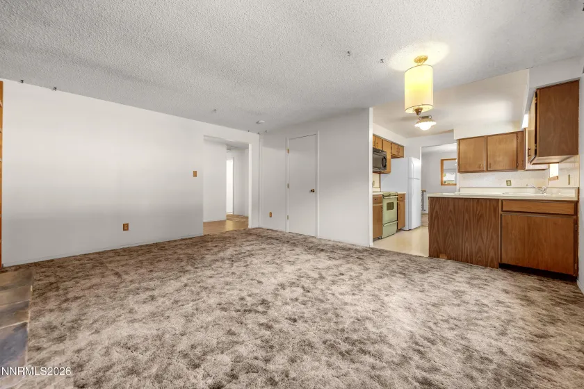 4125 Edrie, Reno, Nevada 89502, 4 Bedrooms Bedrooms, ,2 BathroomsBathrooms,Residential,Residential,Edrie,0,260011847