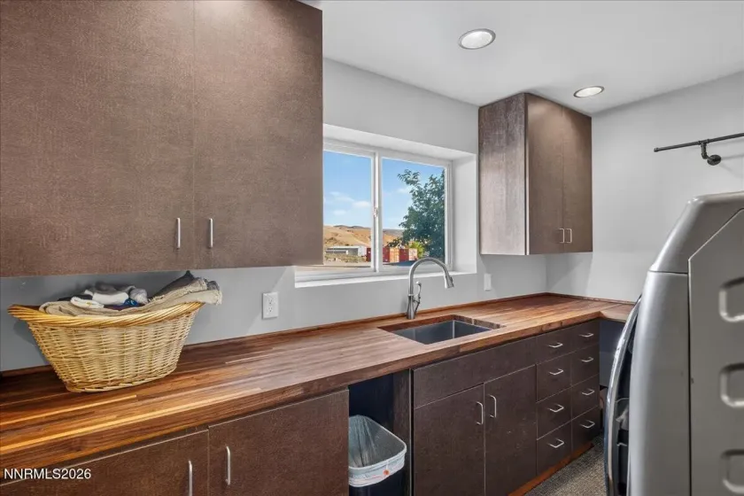 6000 Winnemucca Ranch, Reno, Nevada 89510, 3 Bedrooms Bedrooms, ,4 BathroomsBathrooms,Residential,Residential,Winnemucca Ranch,0,260011856
