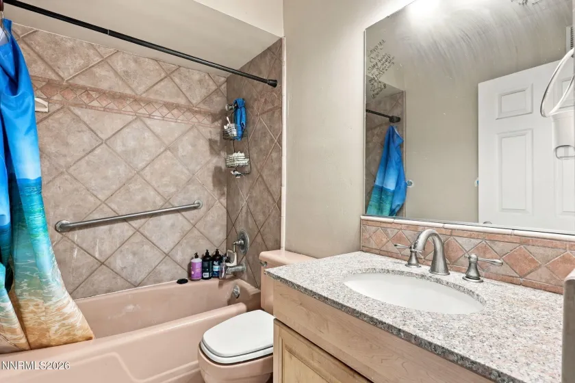 280 Island, Reno, Nevada 89501, 1 Bedroom Bedrooms, ,1 BathroomBathrooms,Residential,Residential,Island,0,260011861