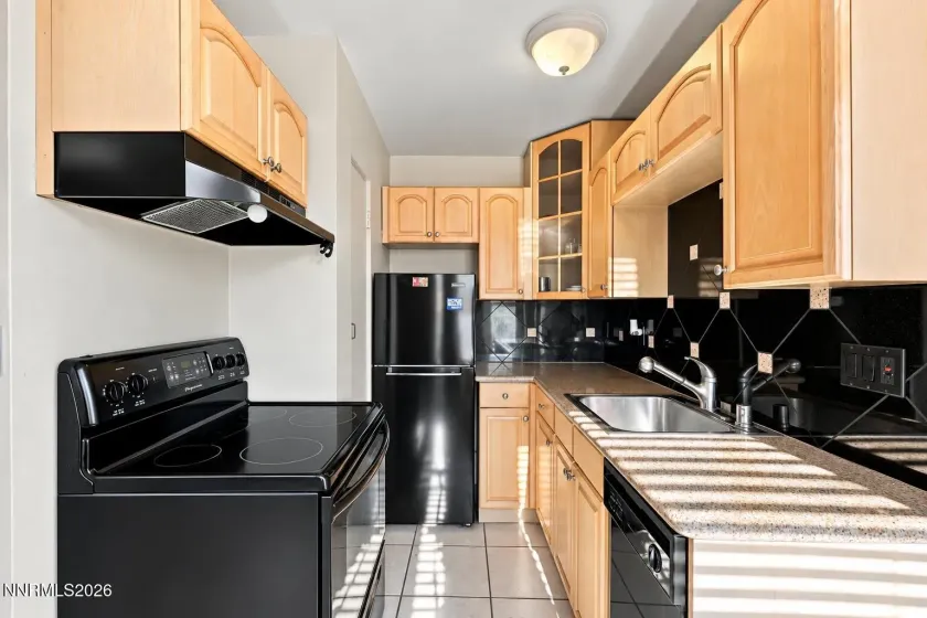 280 Island, Reno, Nevada 89501, 1 Bedroom Bedrooms, ,1 BathroomBathrooms,Residential,Residential,Island,0,260011861