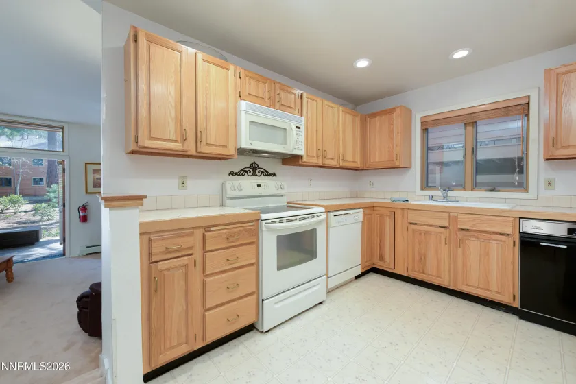 144 Village, Incline Village, Nevada 89451, 2 Bedrooms Bedrooms, ,2 BathroomsBathrooms,Residential,Residential,Village,0,260011862
