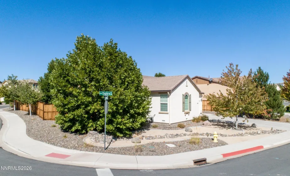 4859 Tephra, Sparks, Nevada 89436, 4 Bedrooms Bedrooms, ,3 BathroomsBathrooms,Residential,Residential,Tephra,0,260011866