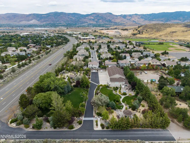 35 Bargary, Reno, Nevada 89511, 4 Bedrooms Bedrooms, ,4 BathroomsBathrooms,Residential,Residential,Bargary,0,260011869