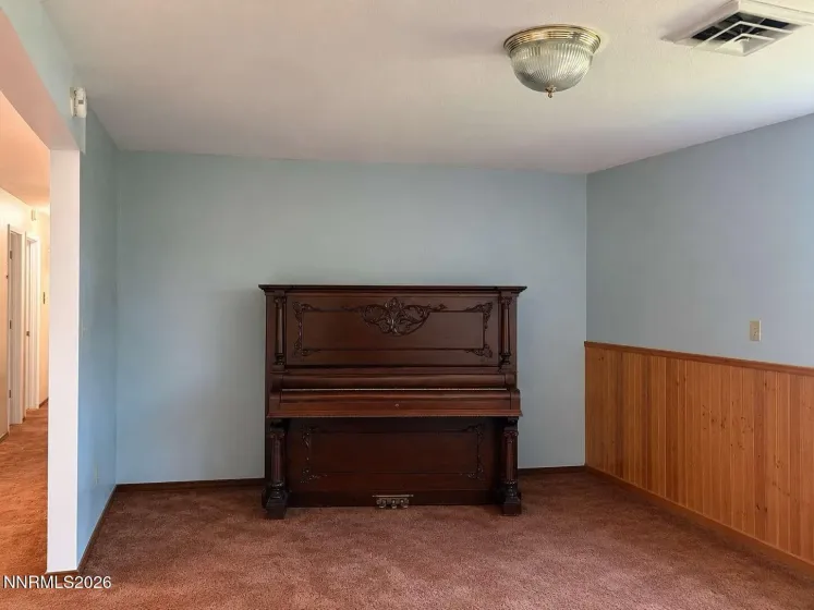 5595 High Rock, Sparks, Nevada 89431, 4 Bedrooms Bedrooms, ,3 BathroomsBathrooms,Residential,Residential,High Rock,0,260011876