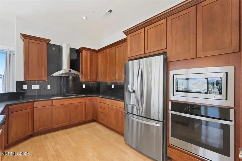200 2nd, Reno, Nevada 89501, 3 Bedrooms Bedrooms, ,3 BathroomsBathrooms,Residential,Residential,2nd,0,260005943