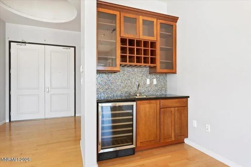 200 2nd, Reno, Nevada 89501, 3 Bedrooms Bedrooms, ,3 BathroomsBathrooms,Residential,Residential,2nd,0,260005943