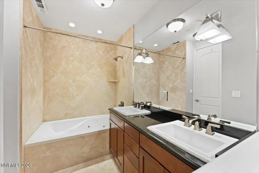 200 2nd, Reno, Nevada 89501, 3 Bedrooms Bedrooms, ,3 BathroomsBathrooms,Residential,Residential,2nd,0,260005943