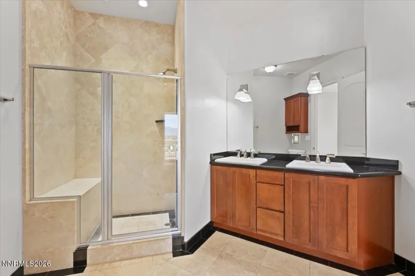 200 2nd, Reno, Nevada 89501, 3 Bedrooms Bedrooms, ,3 BathroomsBathrooms,Residential,Residential,2nd,0,260005943