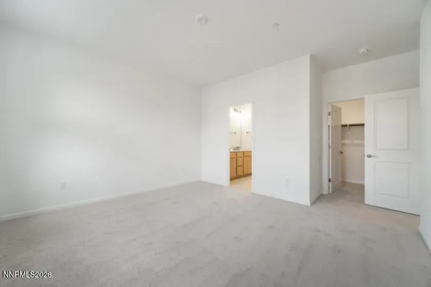 Primary Bedroom/Walk-in Closet
