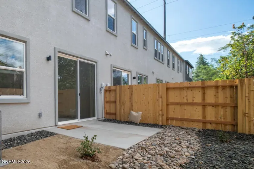 Private Back Patio/Yard