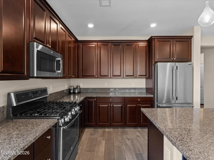 10131 Quintana, Reno, Nevada 89521, 3 Bedrooms Bedrooms, ,2 BathroomsBathrooms,Residential,Residential,Quintana,0,260011889