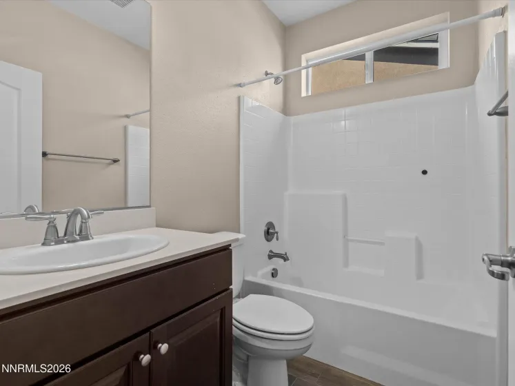 10131 Quintana, Reno, Nevada 89521, 3 Bedrooms Bedrooms, ,2 BathroomsBathrooms,Residential,Residential,Quintana,0,260011889
