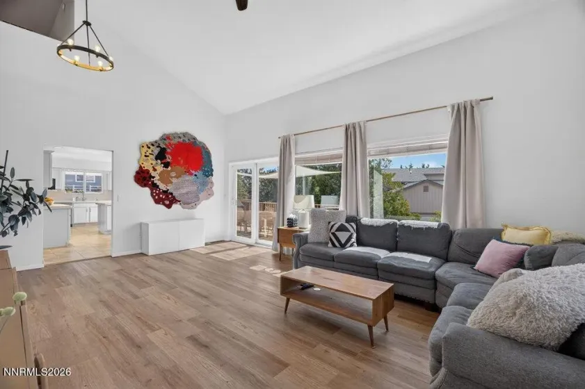 800 University Park, Reno, Nevada 89512, 4 Bedrooms Bedrooms, ,3 BathroomsBathrooms,Residential,Residential,University Park,0,260011890