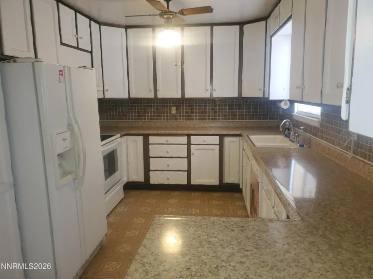 145 Ash, Hawthorne, Nevada 89415, 4 Bedrooms Bedrooms, ,2 BathroomsBathrooms,Residential,Residential,Ash,0,260011892