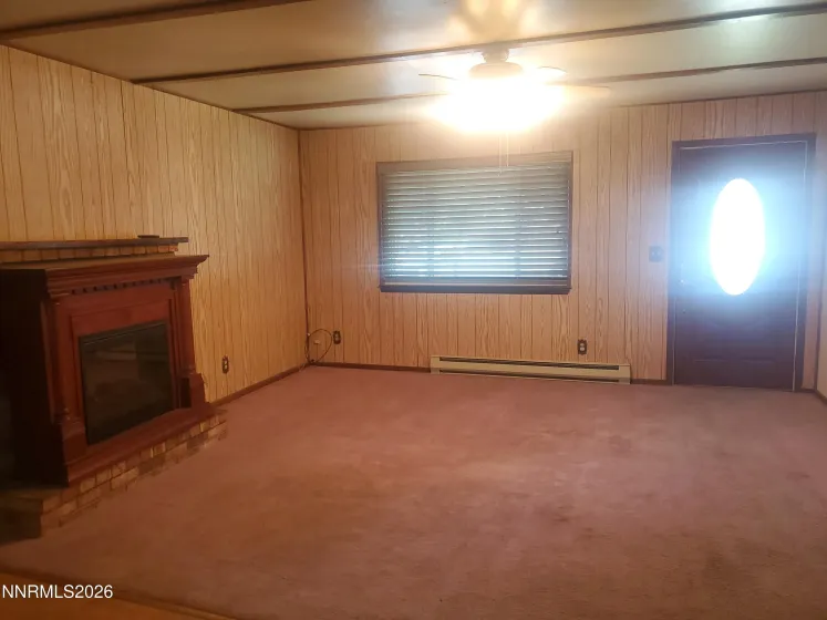 145 Ash, Hawthorne, Nevada 89415, 4 Bedrooms Bedrooms, ,2 BathroomsBathrooms,Residential,Residential,Ash,0,260011892